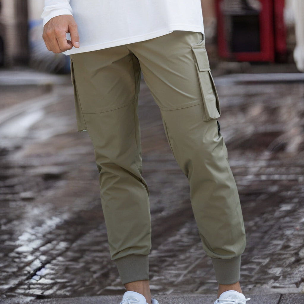 Men's cargo pants versatile casual attire with functional pockets - relaxed fit joggers for everyday wear