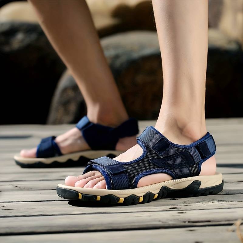 Men's outdoor sandals lightweight hiking footwear - breathable summer adventure shoes