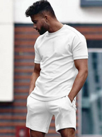 Men's casual combi set - stylish summer outfit with cozy t-shirt and shorts for everyday wear
