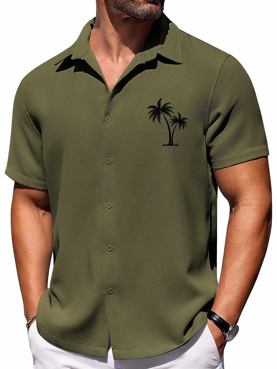 Men's hawaiian shirt lightweight palm print - casual summer attire for relaxed days