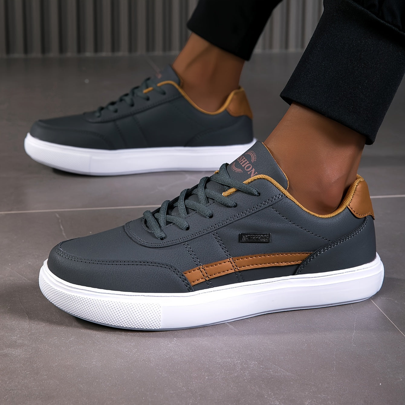 Men's urban skate sneakers for casual wear - modern everyday low-top trainers
