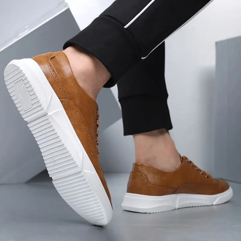 Men's leather sneakers - modern athletic trainers for casual wear - stylish design, durable material