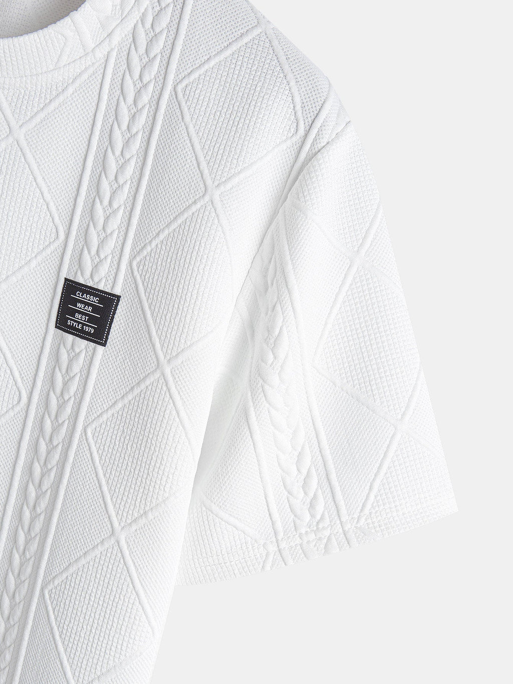 Men's jacquard t-shirt - contemporary casual attire with distinctive textured finish
