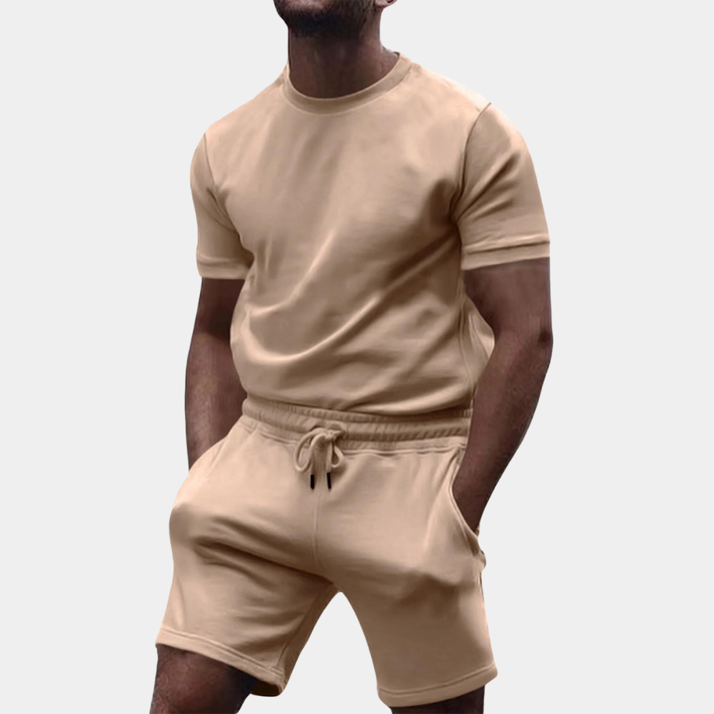Men's relaxed fit shorts and short-sleeve top co-ord set for a laid-back look