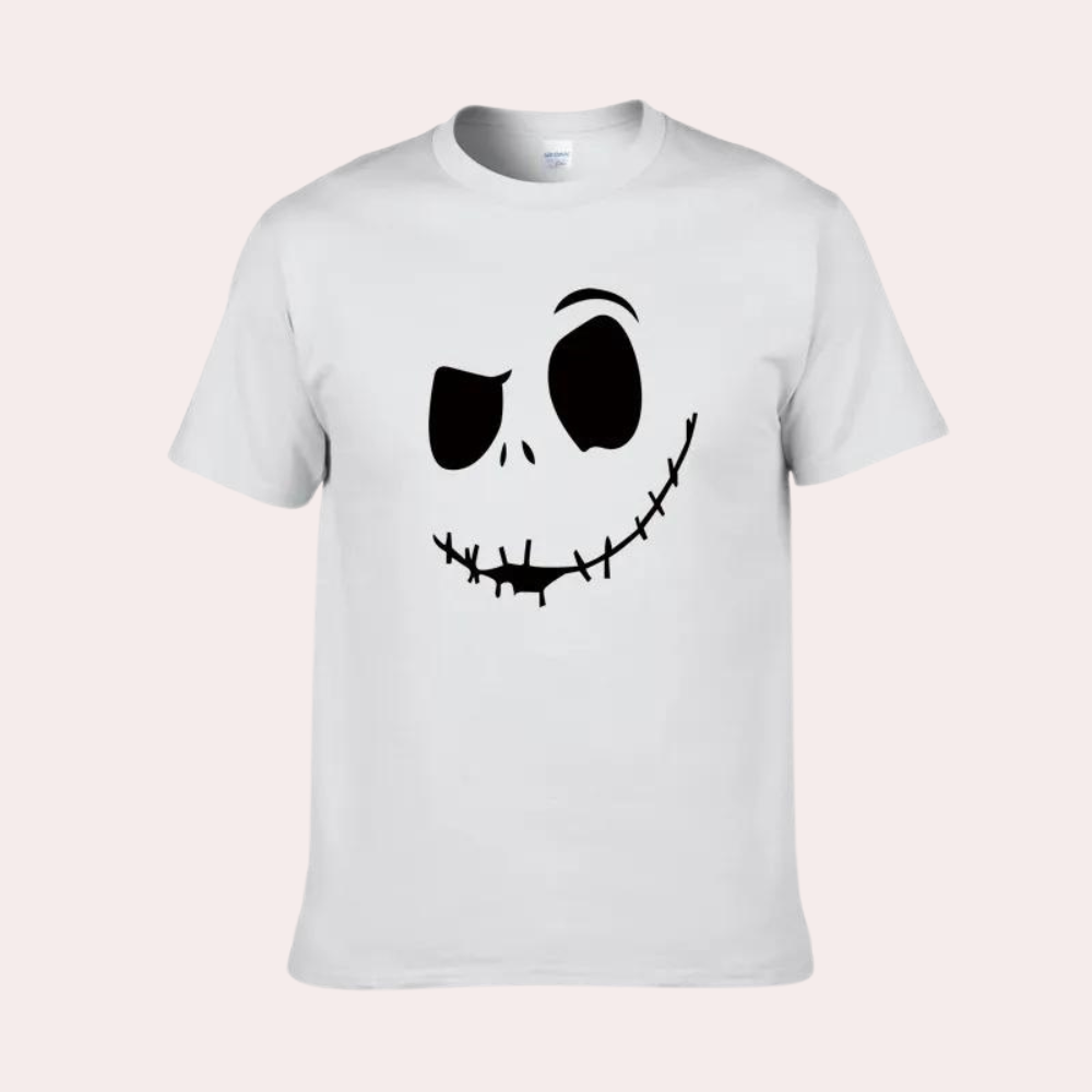 Men's graphic tee with iconic skull print - casual t-shirt for everyday style