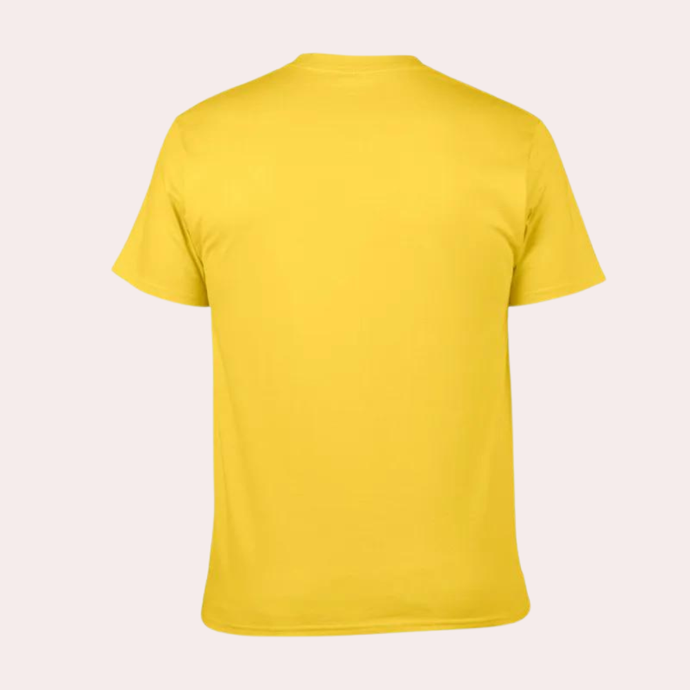 Men's graphic tee with iconic skull print - casual t-shirt for everyday style