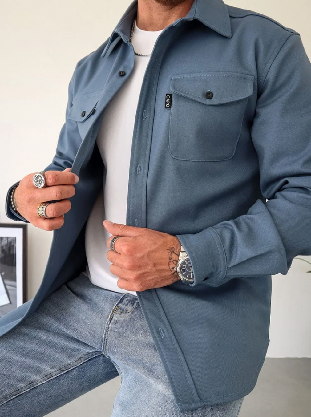 Men's lightweight shirt versatile casual attire - modern long sleeve top, easy to style