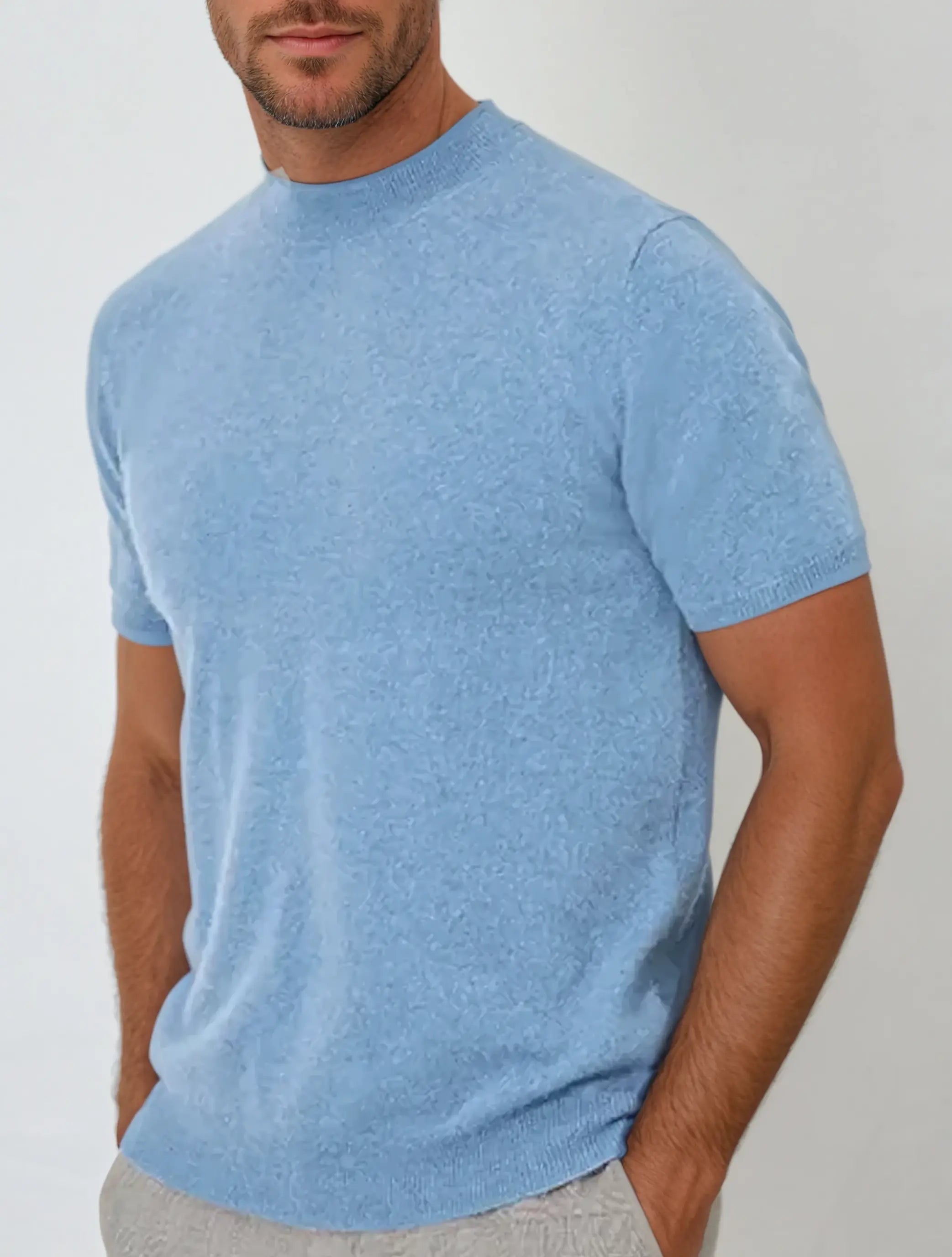 Men's casual t-shirt in light blue - versatile short sleeve top for casual wear