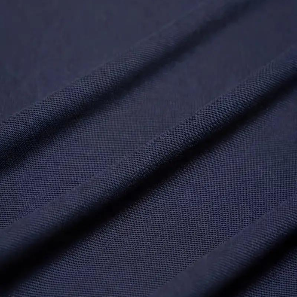 Sophisticated polo shirt - men’s versatile short-sleeved top