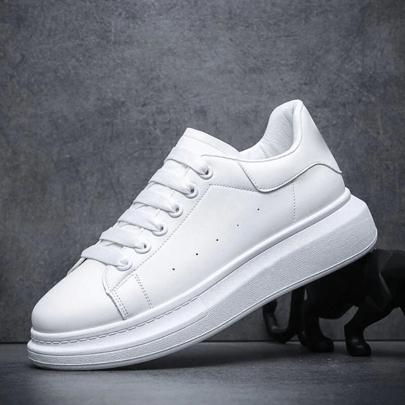 Men's low top sneakers versatile lace-up trainers - stylish casual footwear for everyday use