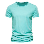 Breathable men's tee for summer - versatile and relaxed fit