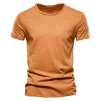 Breathable men's tee for summer - versatile and relaxed fit