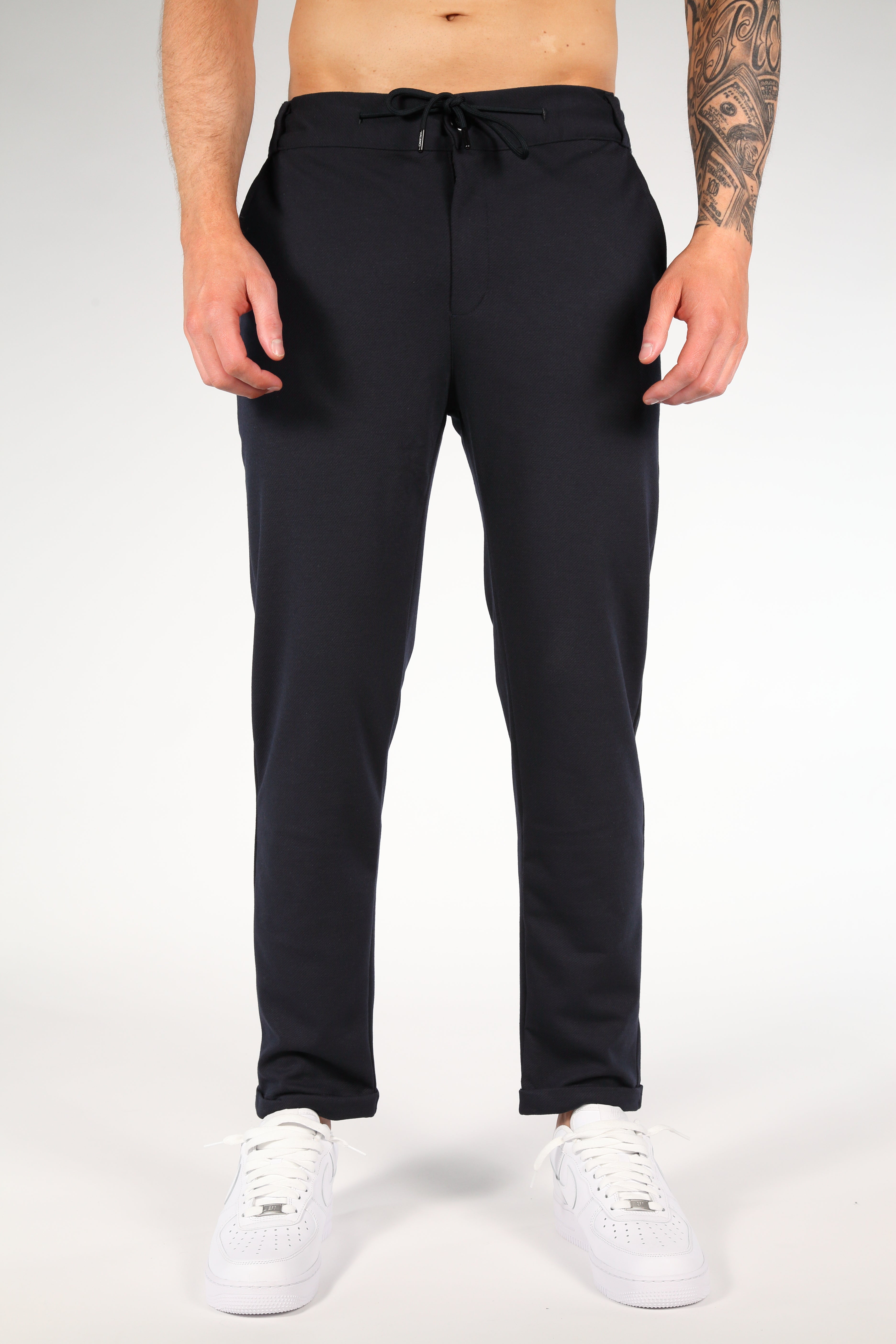 Men's chino trousers lightweight casual wear -blue smart-casual attire for everyday style