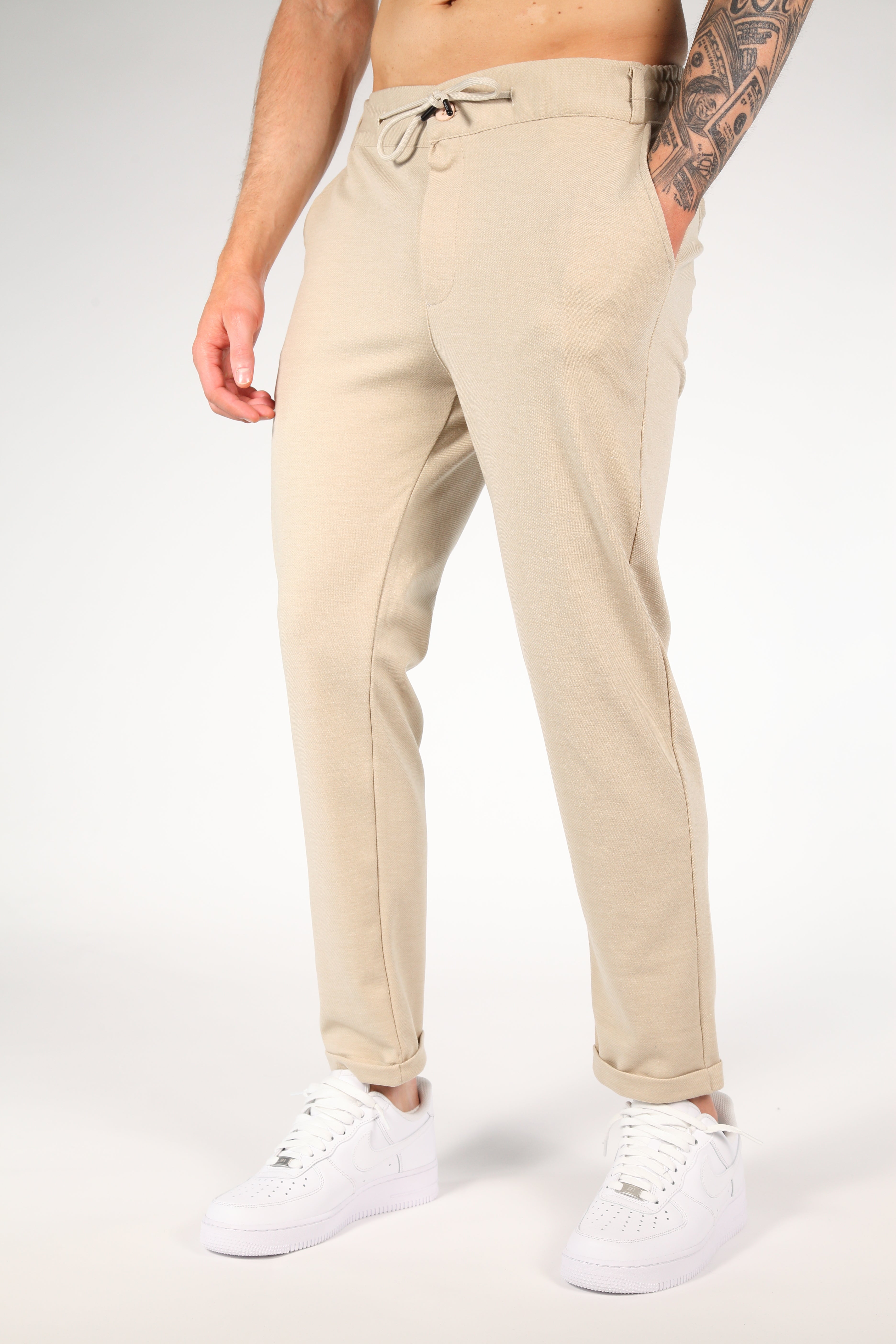 Men's chino trousers premium beige casual attire - versatile everyday wear for comfort