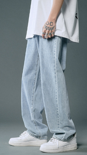 Men’s Denim Jeans – Straight Fit for Everyday Wear