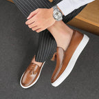 Men's moccasins - elegant casual loafers with tassels for daily wear - lightweight design for smart-casual attire