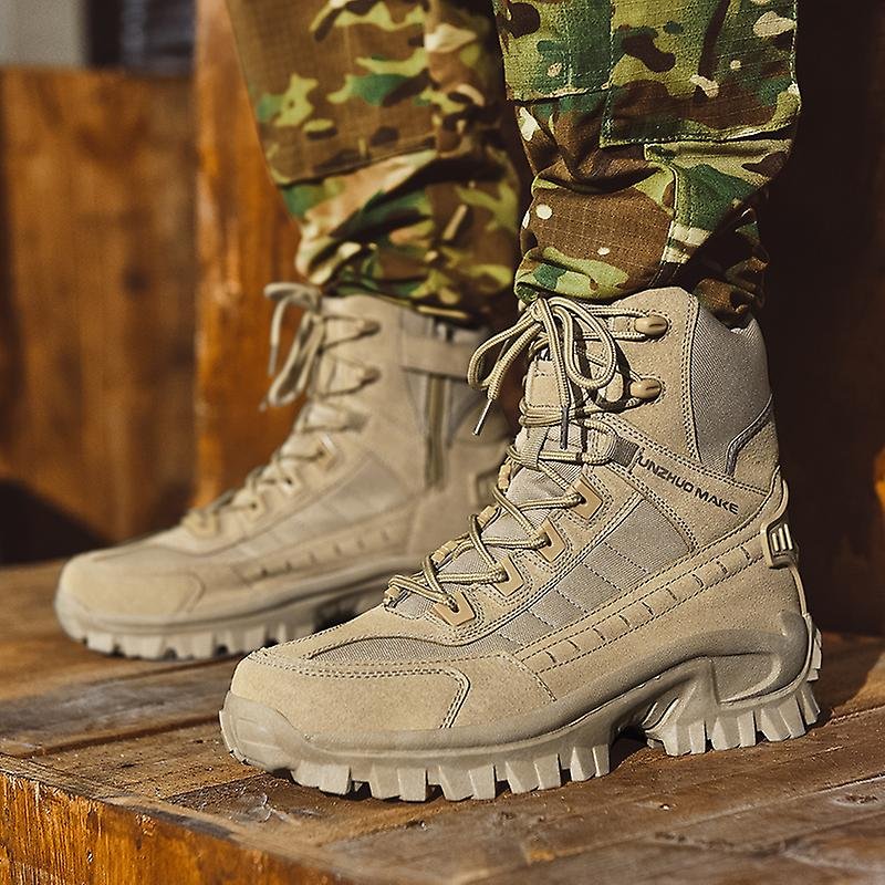 Men's tactical boots - rugged military-style outdoor footwear for hiking and adventures